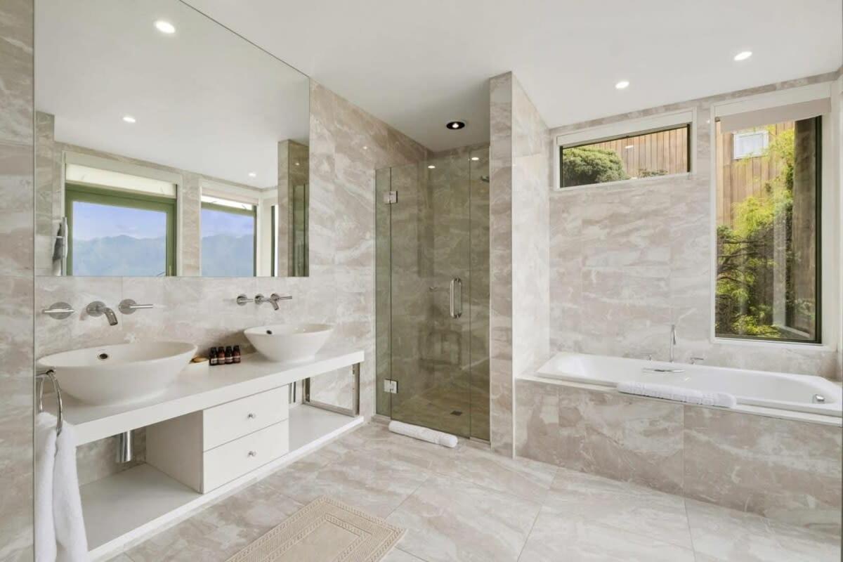 Villa Ruby'S Fernhill Vista Queenstown Exterior foto