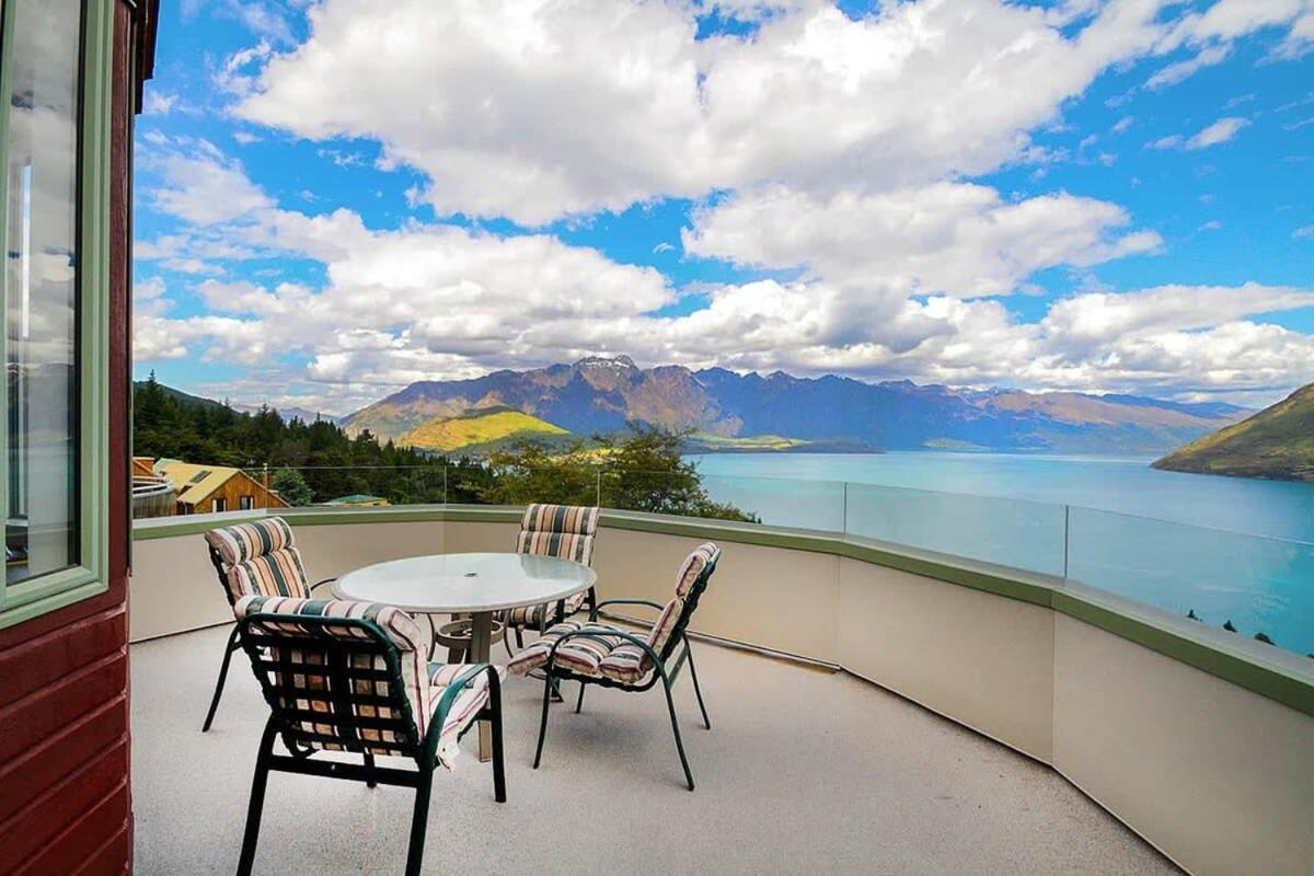Villa Ruby'S Fernhill Vista Queenstown Exterior foto